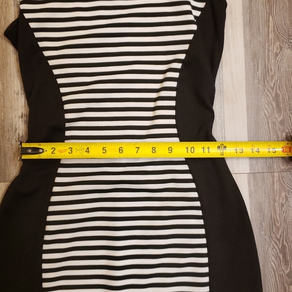 Material Girl - Picture 11 of 11